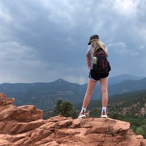 Meet your Posher, Corryne